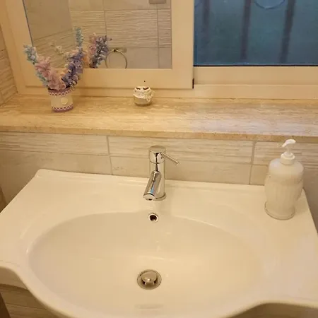 La Dimora Degli Dei Apartment *